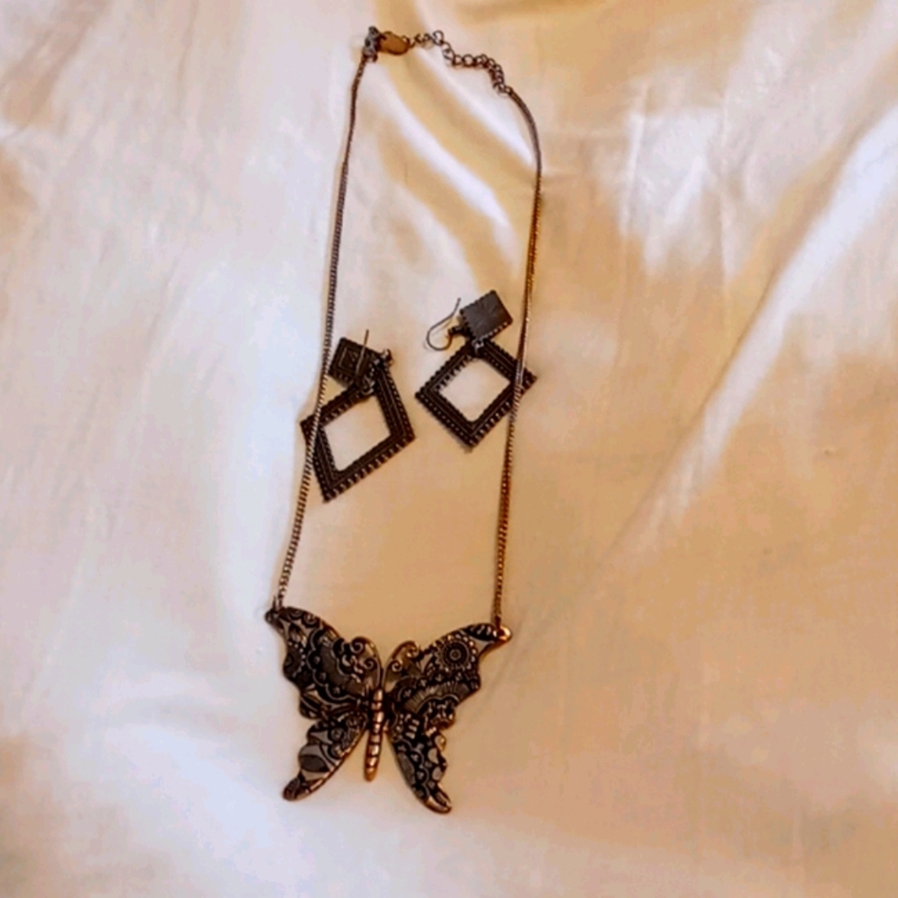 Necklace butterfly and earrings copper
